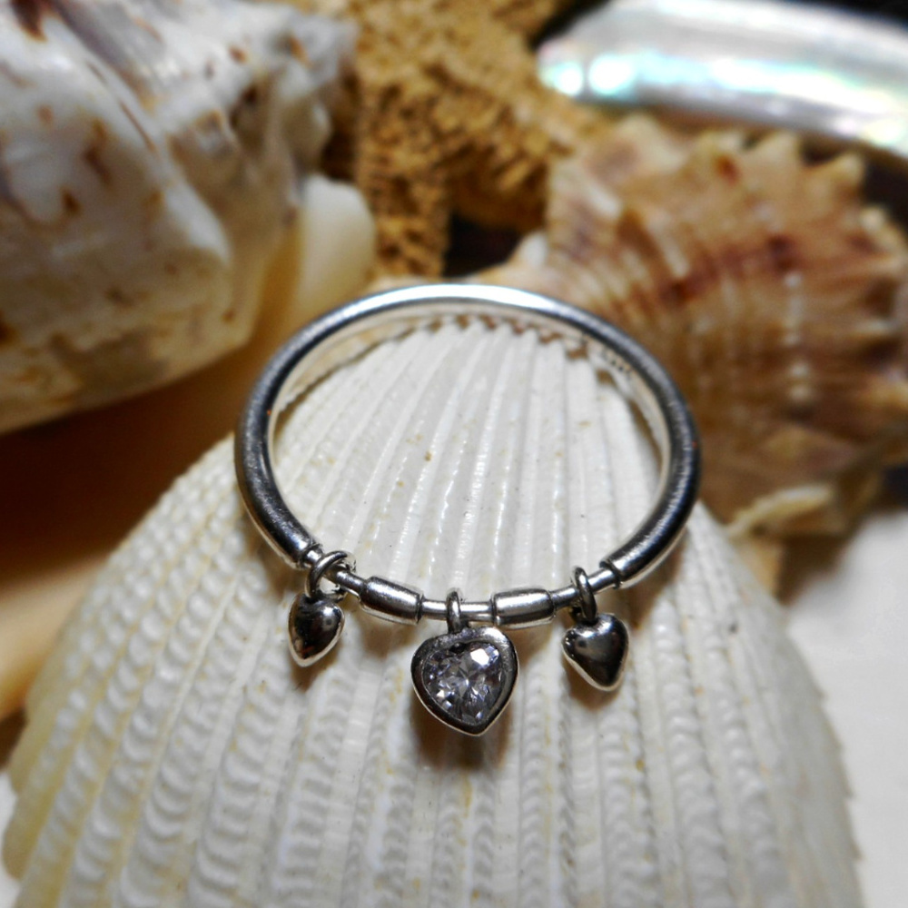 Sterling Silver CZ Hearts Dangle Ring 1.45G